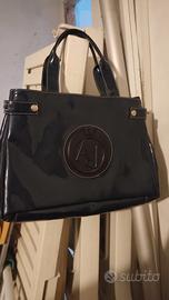 borsa Armani Jeans in vernice blu scuro 