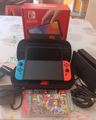 Switch OLED + Super Mario Odyssey 