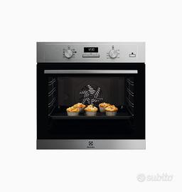 Forno incasso Electrolux con funzione vapore 
