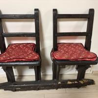 Sedioline antiche da vecchio banco di scuola