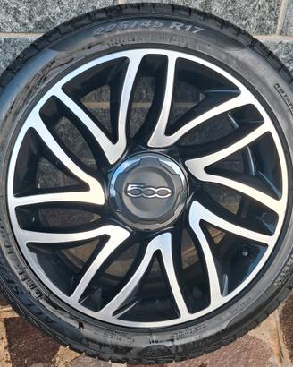 Cerchi R17 neri diamantati Fiat 500L 