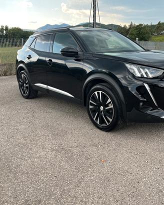 Peugeot e-2008 GT (100% Elettrica)