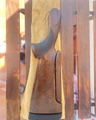Calcio regolabile per beretta dt10