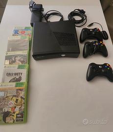 Xbox 360 + 3 joypad + 8 giochi