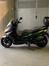 Kawasaki J300 - 2019