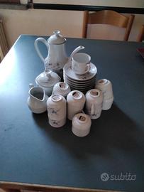 Servizio da caffè più caraffa e bicchieri vintage