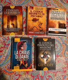 Set libri genere Thriller storici