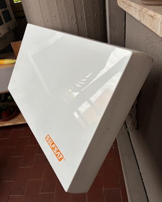 Parabola satellitare ultrapiatta