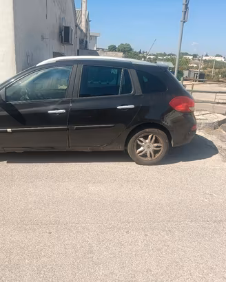 RENAULT Clio 1.5 dCi 85CV SporTour Rip Curl