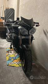 Triumph speed triple 1050 r