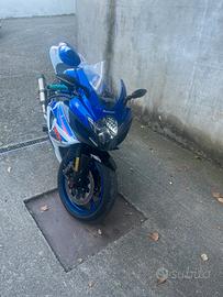 Suzuki gsxr 600