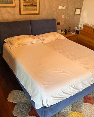 Letto matrimoniale alcantara comodini cassettiera