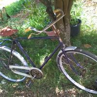 bicicletta d'epoca bianchi ha bacchetta usata