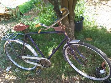 bicicletta d'epoca bianchi ha bacchetta usata