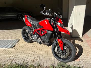 Hypermotard 950