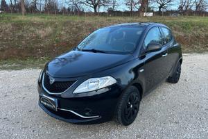 Lancia Ypsilon 1.2 69 CV 5 porte GPL NUOVO Ecochic