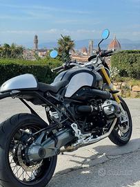 Moto BMW Nine t