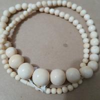 collana antica colore avorio