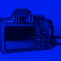 Canon EOS 1200D + 2 obiettivi, treppiede, custodia