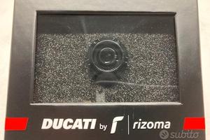 Tappo Carico olio Rizoma per Ducati V4
