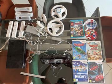 Nintendo Wii U Nera + GamePad + 3 Controller + 6 G