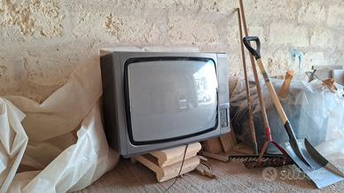 TV anni 70 da 28 pollici