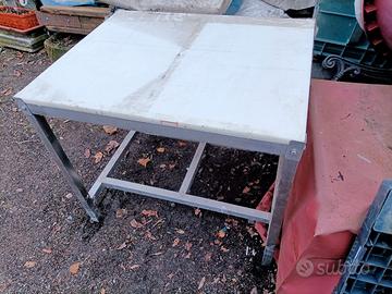 tavolo per macelleria 