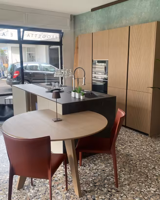 Cucina Nuova da esposizione al 50%