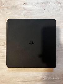 PlayStation 4 Slim completa