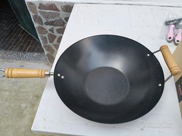 wok pentola 