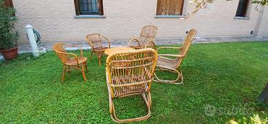 Salotto vintage in vimini