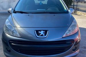 PEUGEOUT 207 