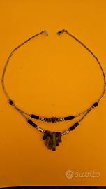 Collana in argento e pietre dure