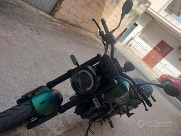 moto Benelli 125 leoncino