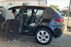 alfa Romeo anno giugno 2010 diesel  jtd 1.9 Diesel