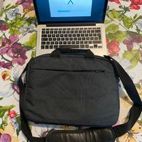 MacBook Pro 13" Retina con Borsa Tucano e coverMac