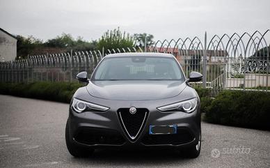 Alfa Romeo Stelvio 2.2 Turbodiesel 190 CV AT8 Q4 S