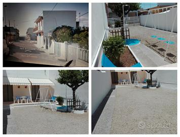 A pochi passi dalle spiagge TLapillo centro