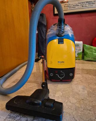 Aspirapolvere Miele