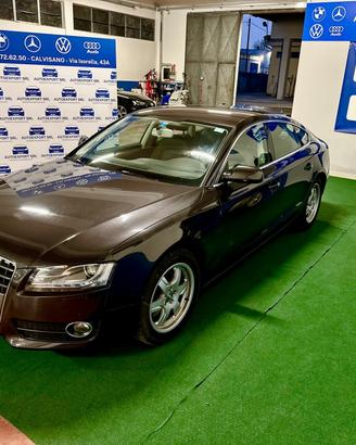 Splendida Audi A5 2.0 TFSI/ multitronic Ambition/b