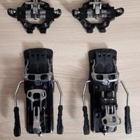 attacchino alpinismo Atomic