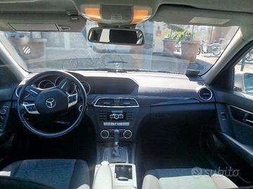 Mercedes C220