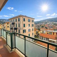 3 LOCALI A LA SPEZIA