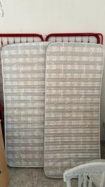 Letto a castello con due materassi