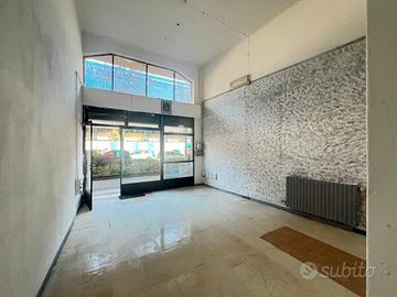 Attività / Licenza di 31 m² a Ferrara