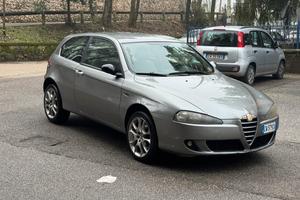 Alfa Romeo 147