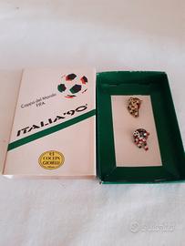 Spillette francobolli cravatta e portachiavi Itali