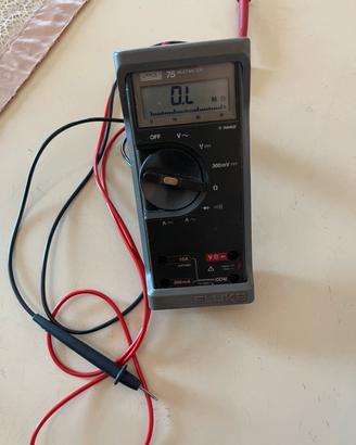 FLUKE 75