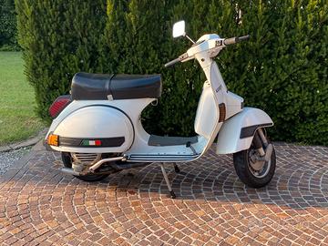 Vespa PX 125 arcobaleno