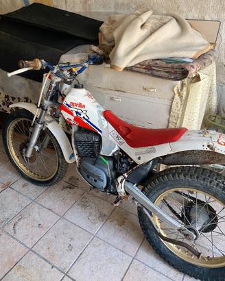 Aprilia moto trial